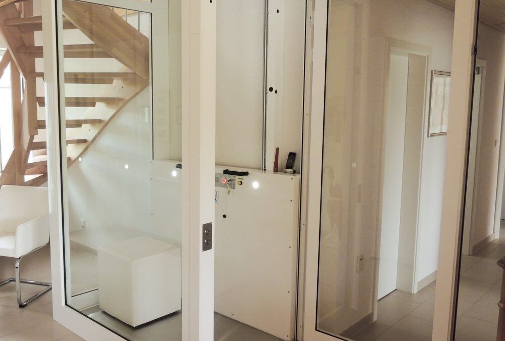 Die flexible Hublift – Lösung für barrierefreie Zugänge